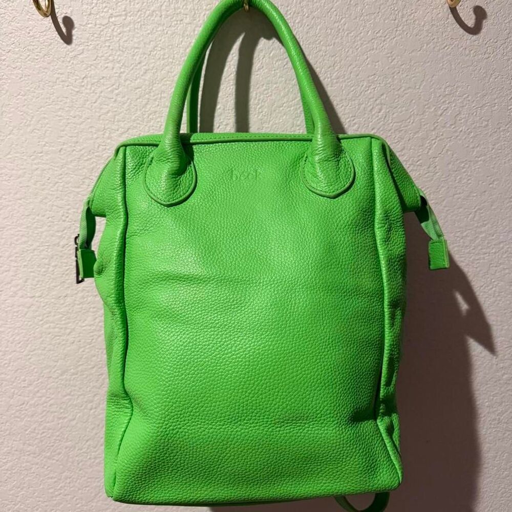 Beck Pack Leather Beck Bag in Green